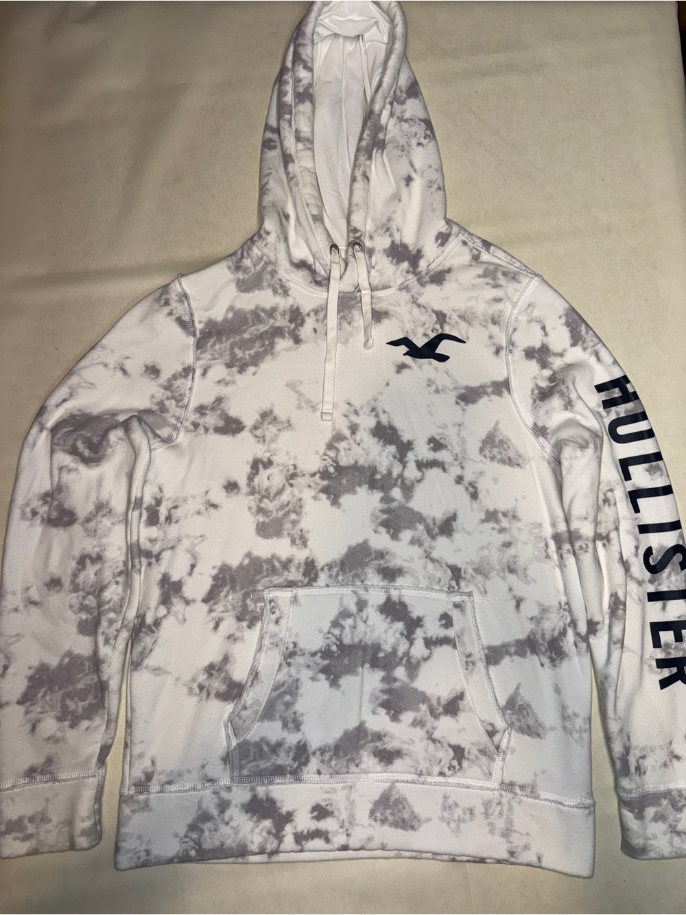 Hollister Men's White & Gray Tie-Dye Crewneck Hoodie